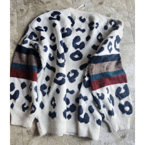 S10 ee:some sweater - Picture 6 of 8